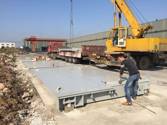 O caminhão basculante do caminhão escala a báscula de 100 toneladas de 80 toneladas comprimento da plataforma de 21 medidores